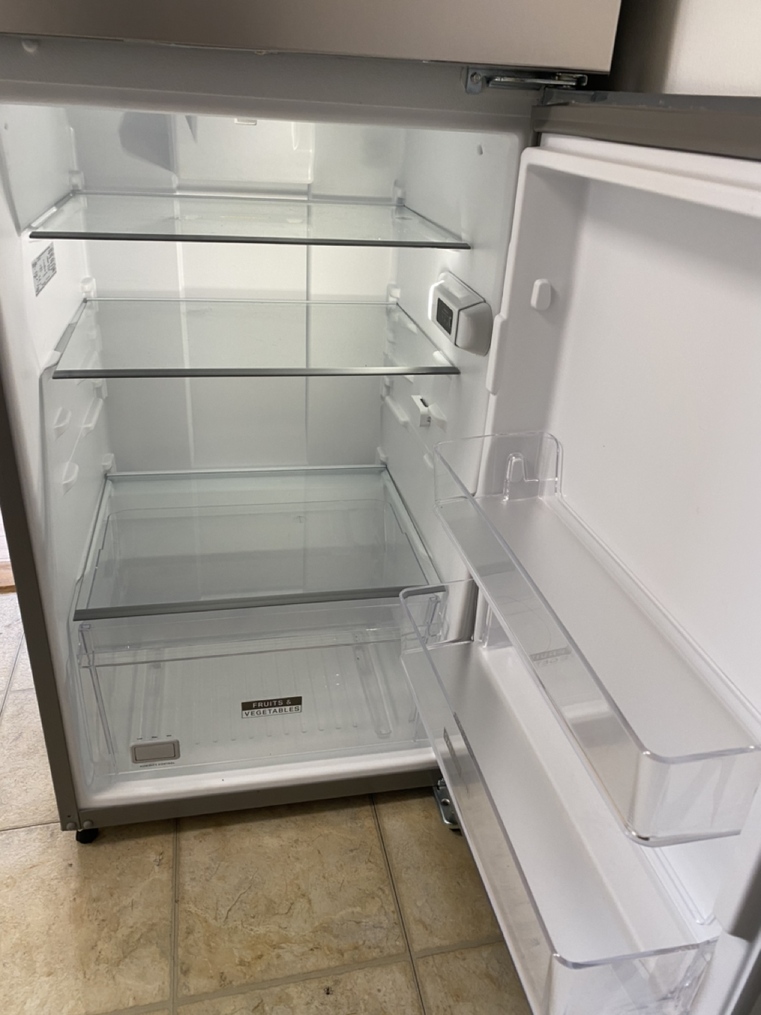 Whirlpool Top Freezer Refrigerator - $280 (Midtown) - photo 5
