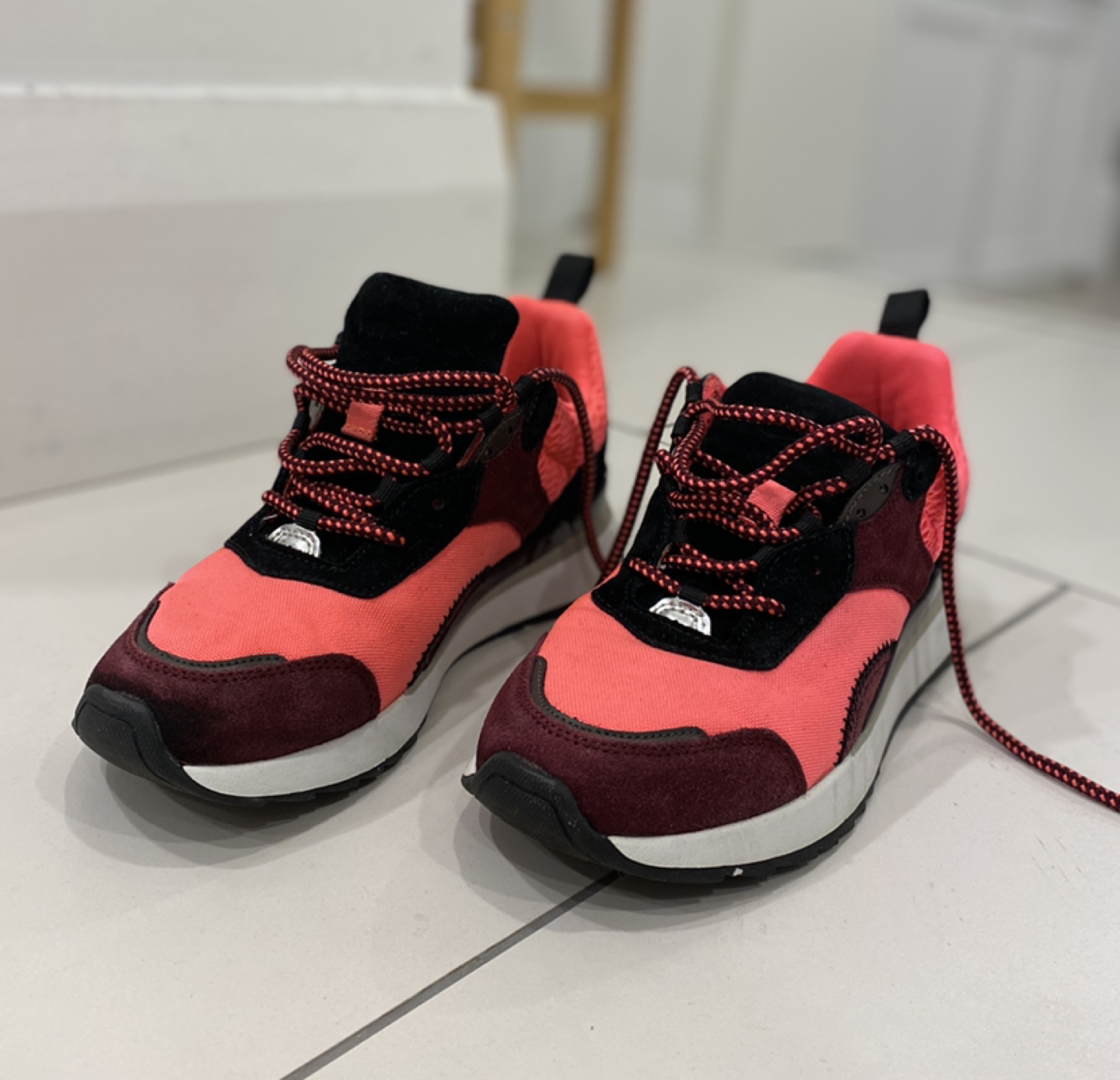 Zara colorful tenis shoes / sneakers / trainers / (Size: US 7.5)