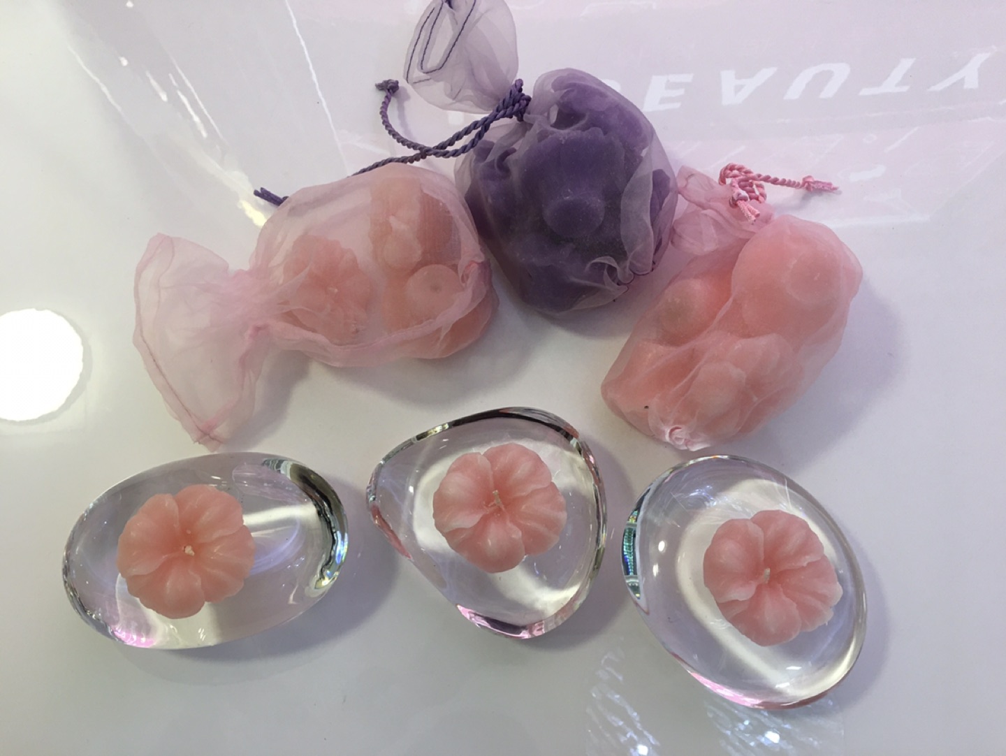 3 Candle holder with 3 pack of candles  thumbnail