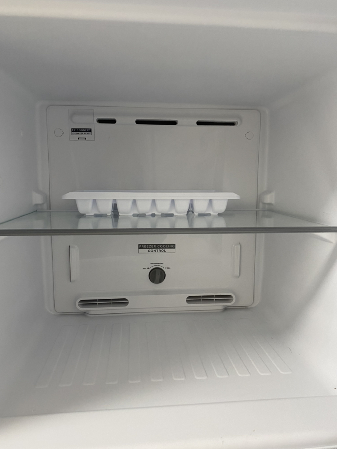Whirlpool Top Freezer Refrigerator - $280 (Midtown) - photo 4