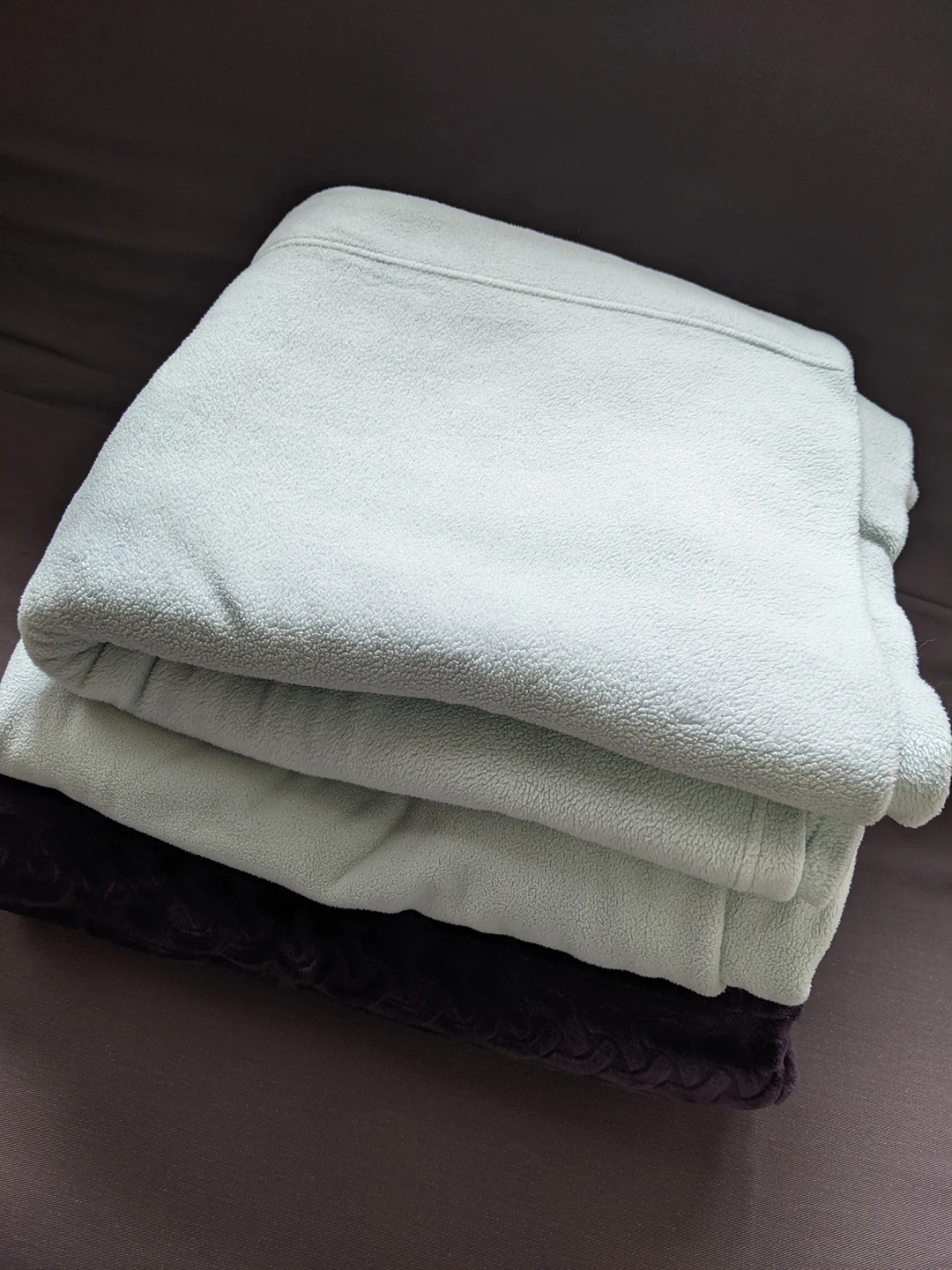 Light Teal Twin Fitted Sheet and Bed Sheet thumbnail