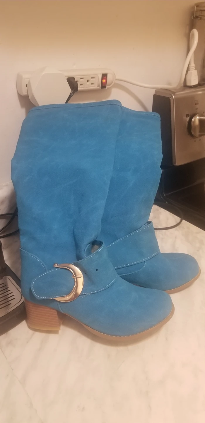 Blue boots image indicator(3)