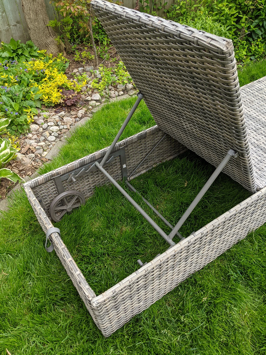 Outdoor Lounger - photo 2