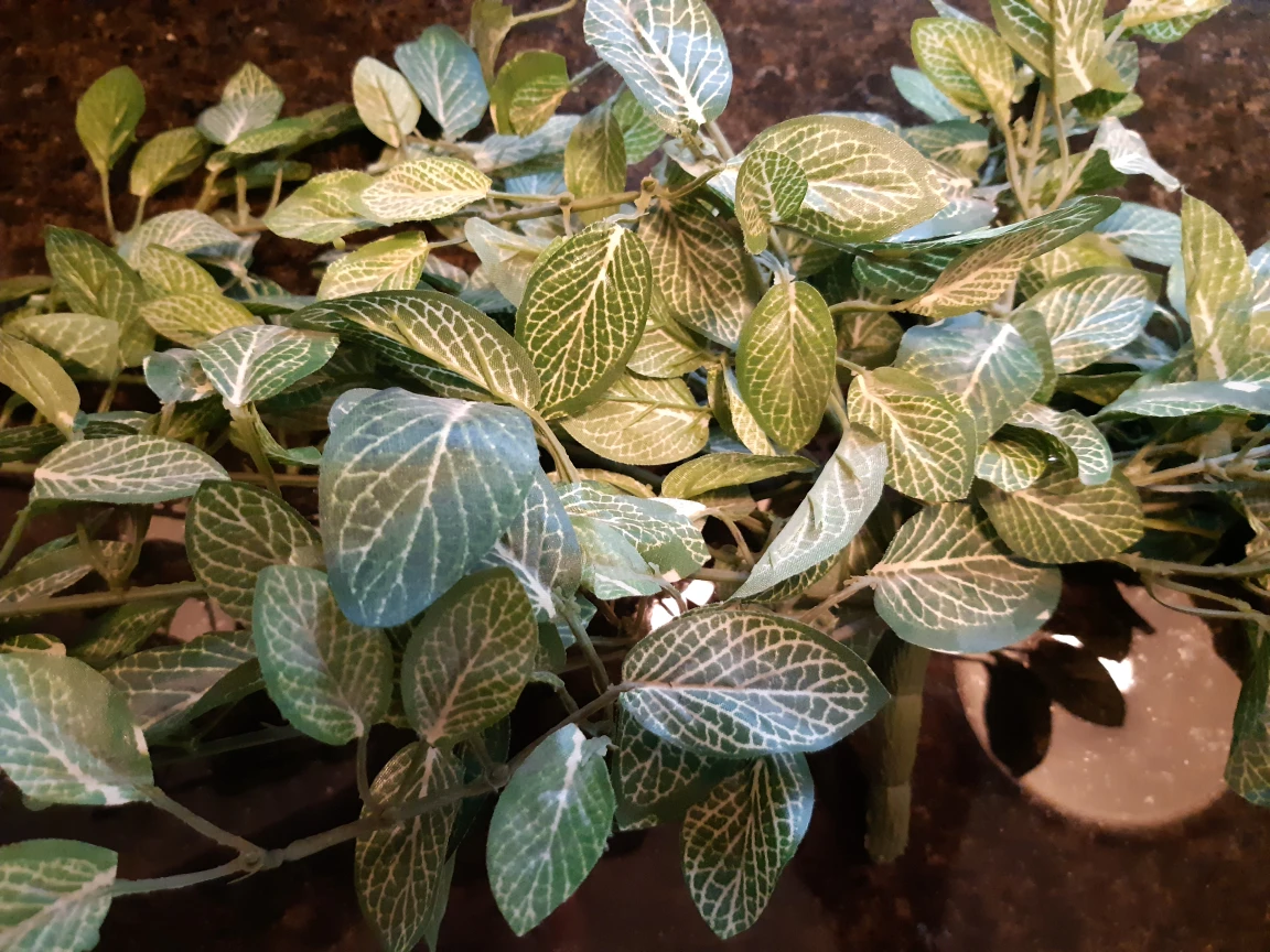 Artificial Vines/Leaves/Greenery image indicator(3)