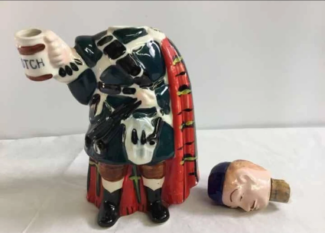 Vintage Scotsman Collectible Decanter - photo 3