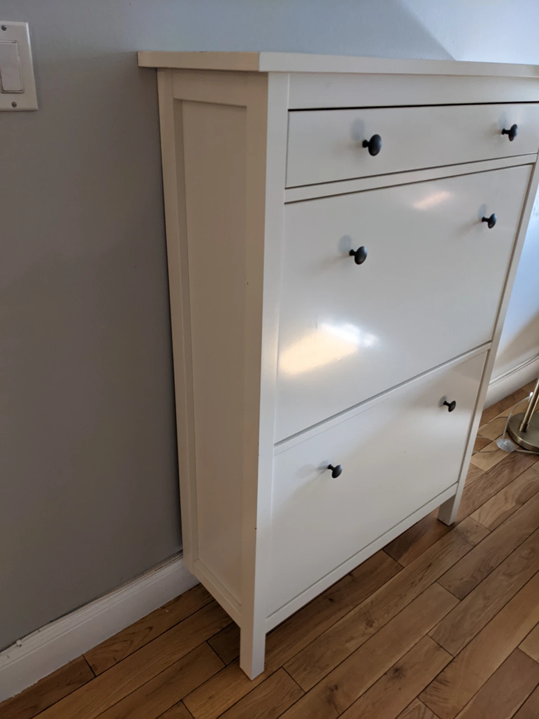 White Lacquer Shoe Cabinet - photo 3