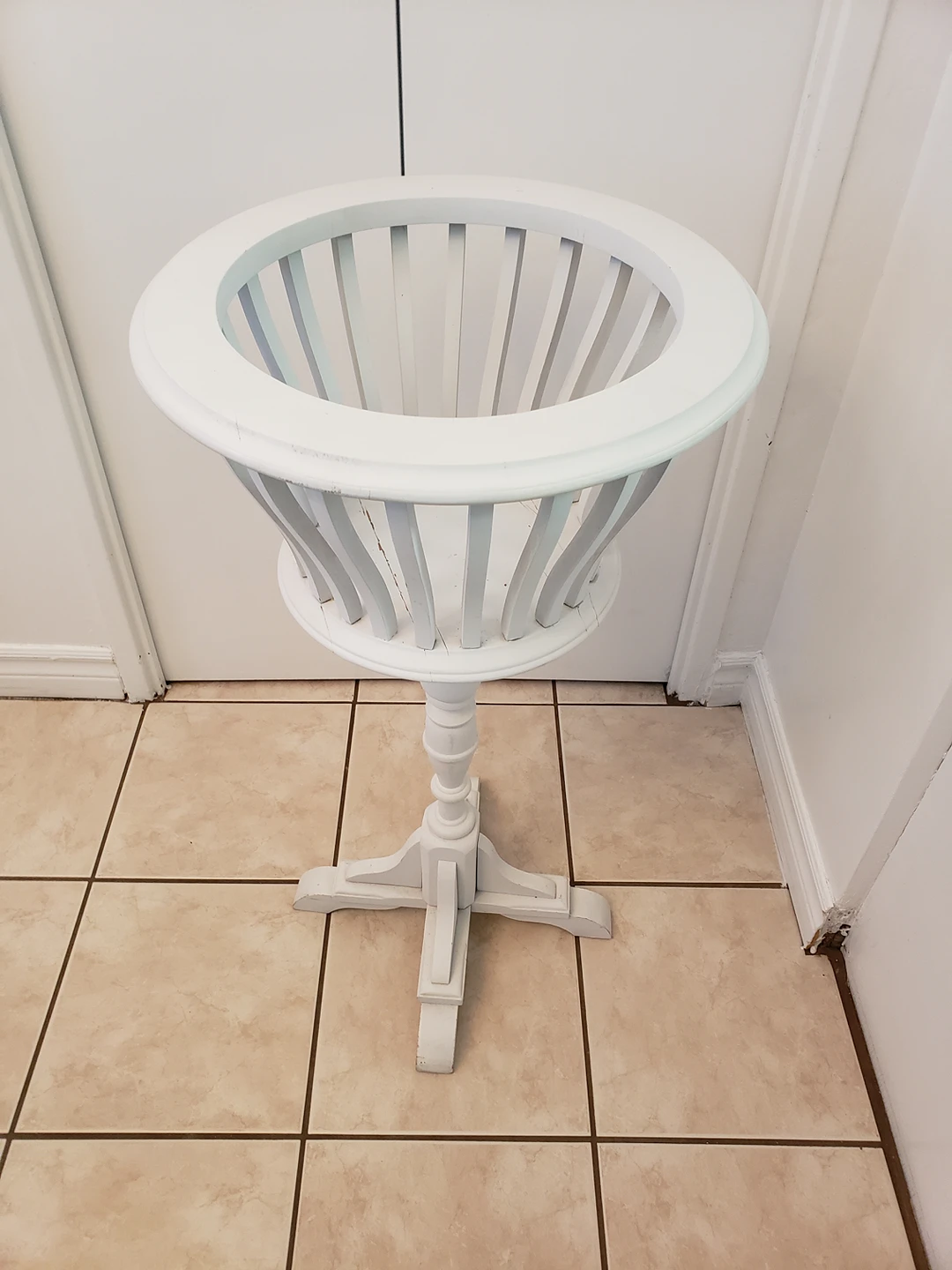 wood plant stand - photo 2