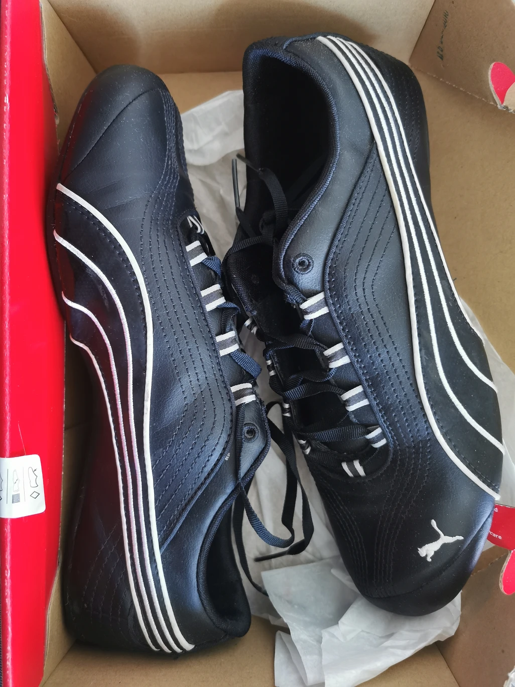 Puma shoes size 10