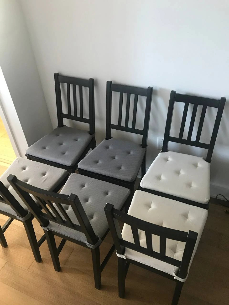 Ikea Stefan dining chairs with cusions thumbnail