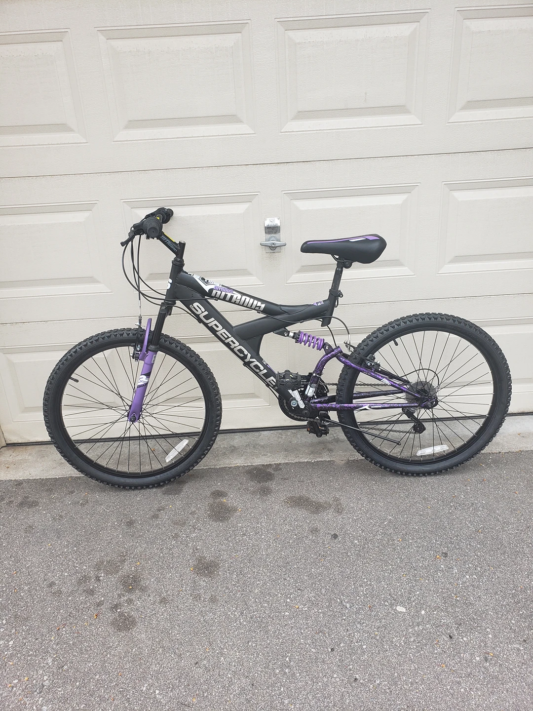 Brand new Mountain bike thumbnail