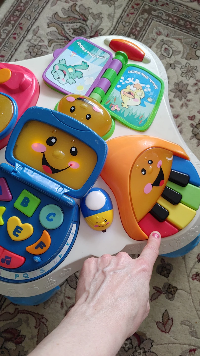 Fisher-Price Laugh&Learn Fun Table - photo 2