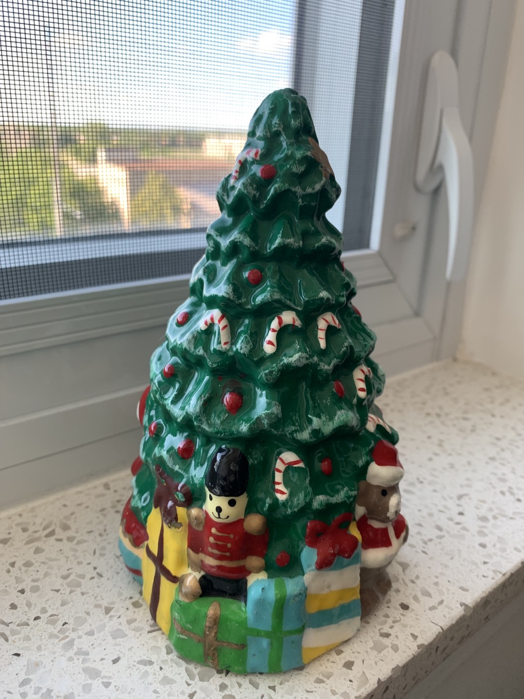 #Free Christmas tree candle 