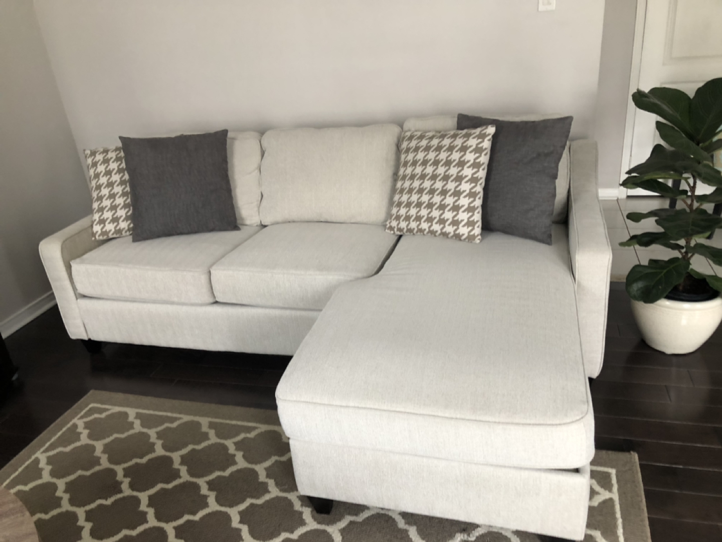 Scott living Sectional Sofa - photo 4