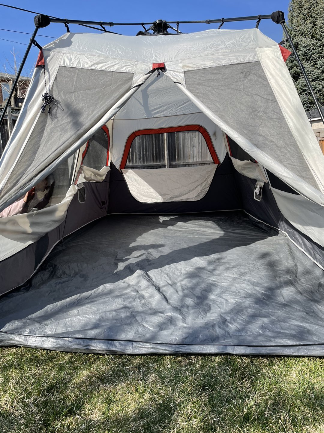 Coleman instant tent 8 people - photo 2