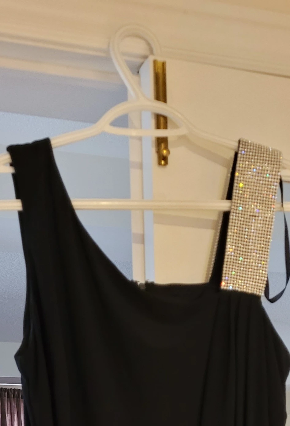 Brand new dress thumbnail