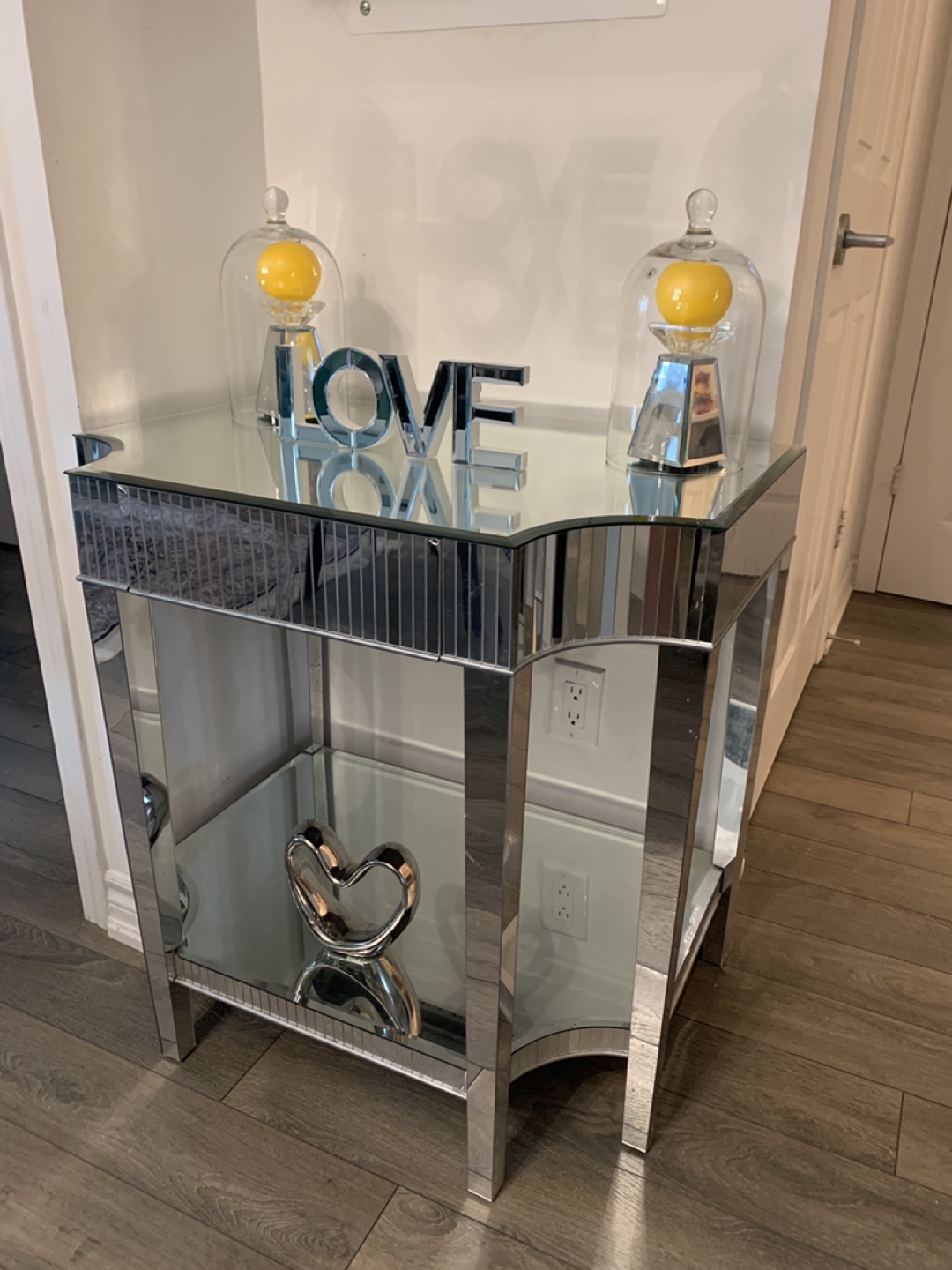 glass console tanle