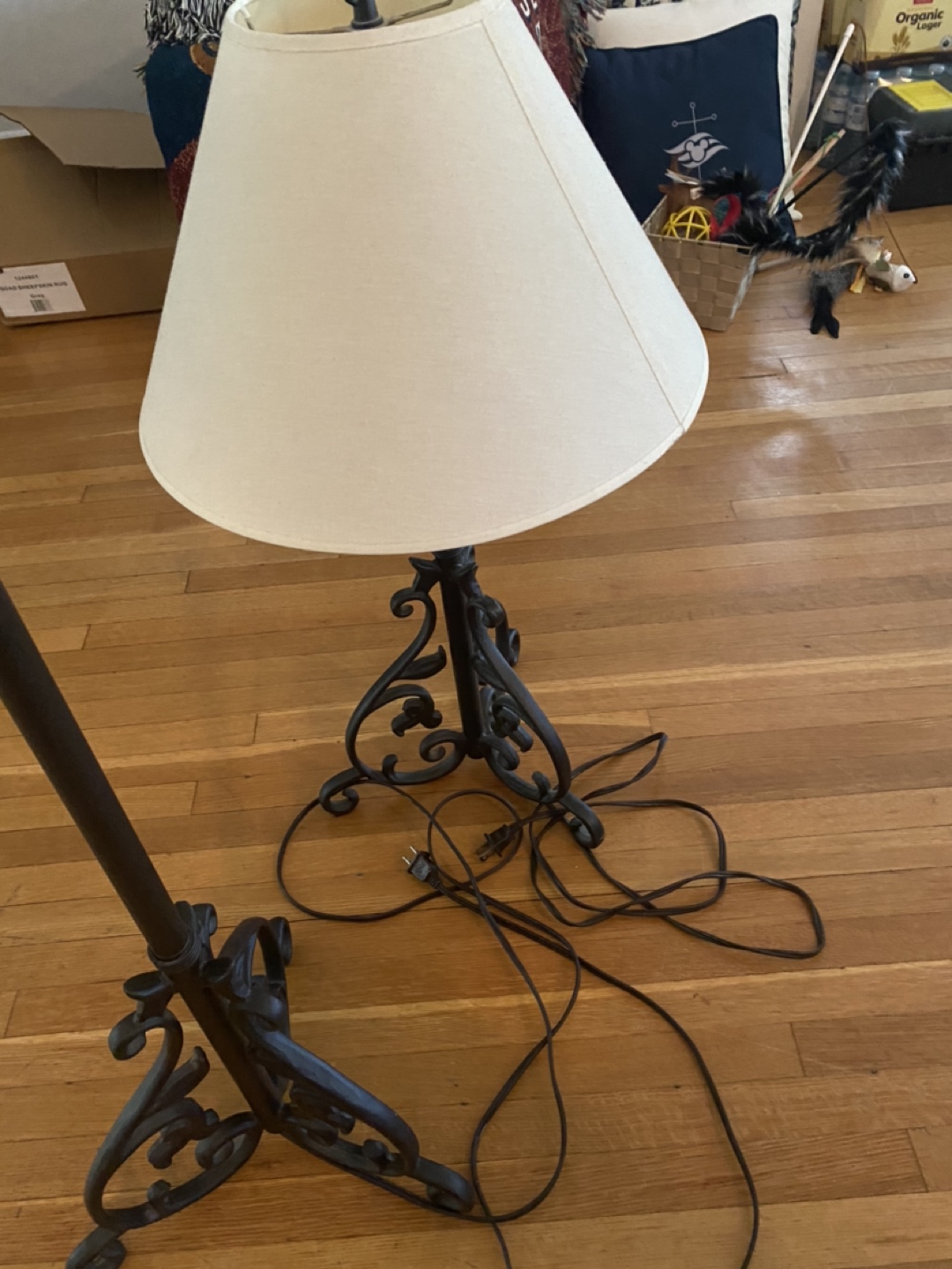 Set of matching Floor Lamp & Table Light - photo 2