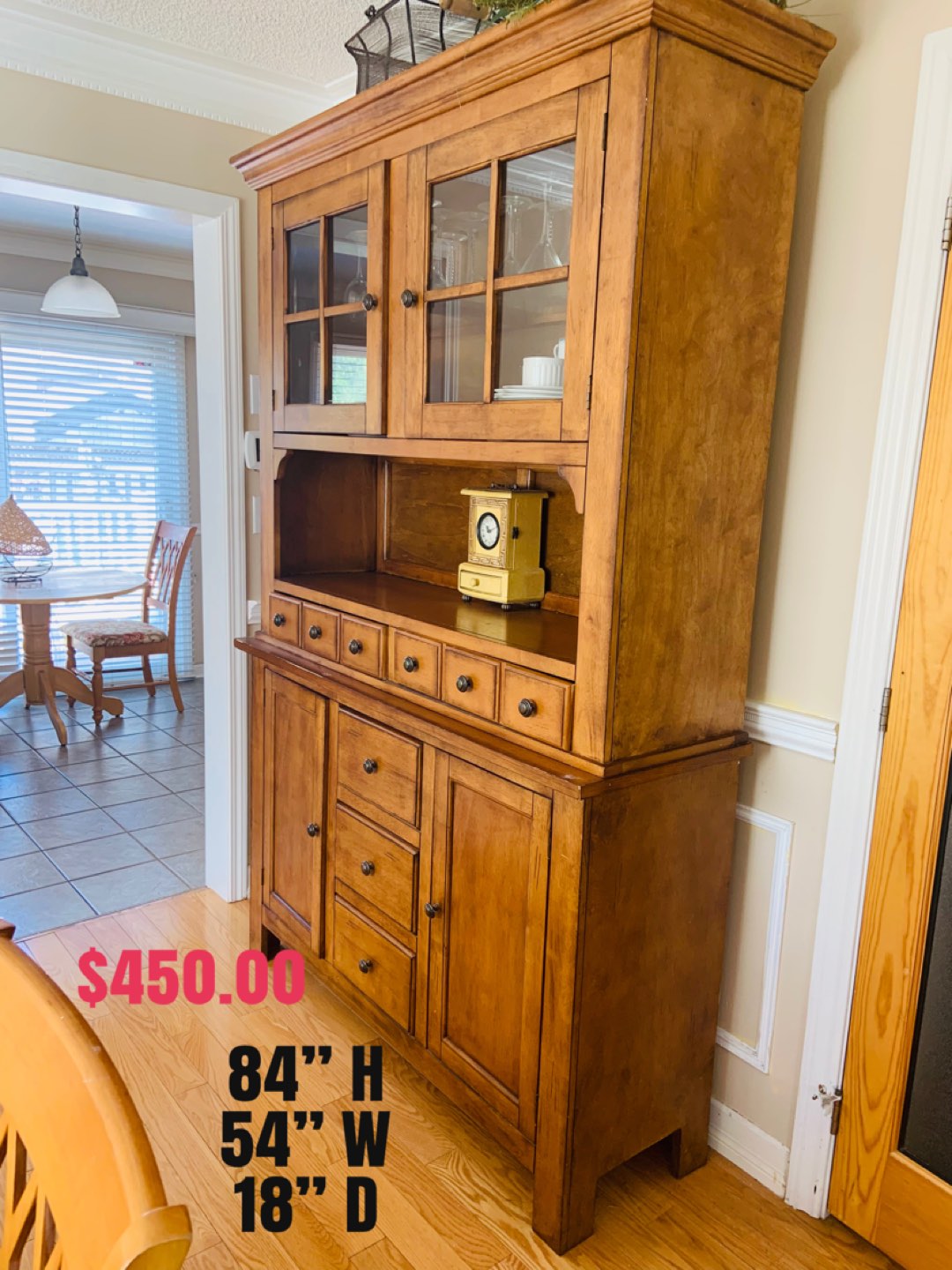 Various wooden furniture pieces  - photo 3