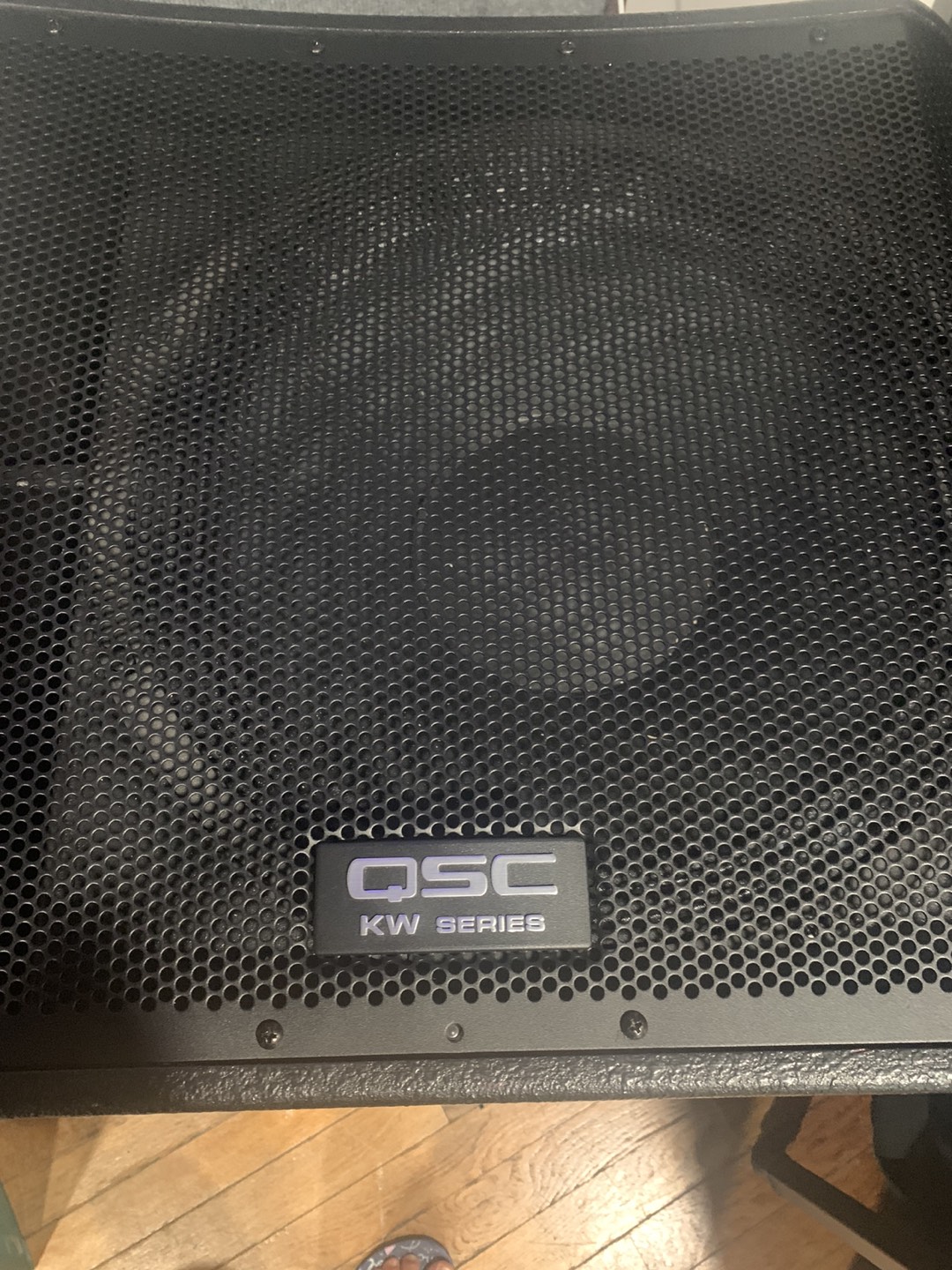Qsc kw181 18 powered subwoofer - photo 2