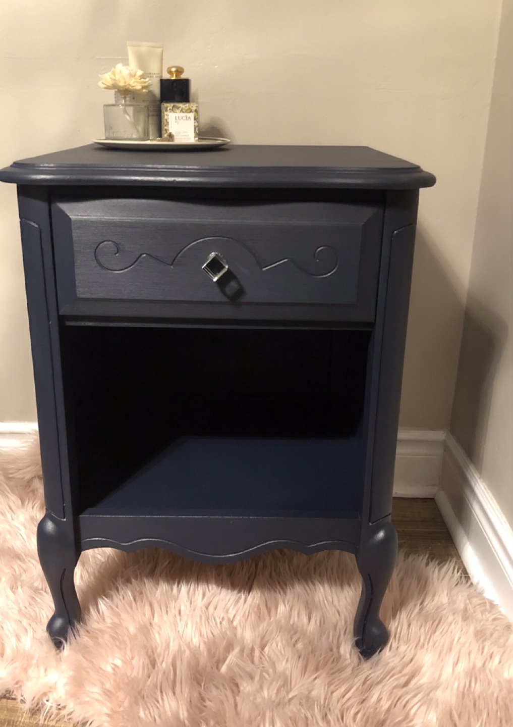 Provincial Side Table thumbnail