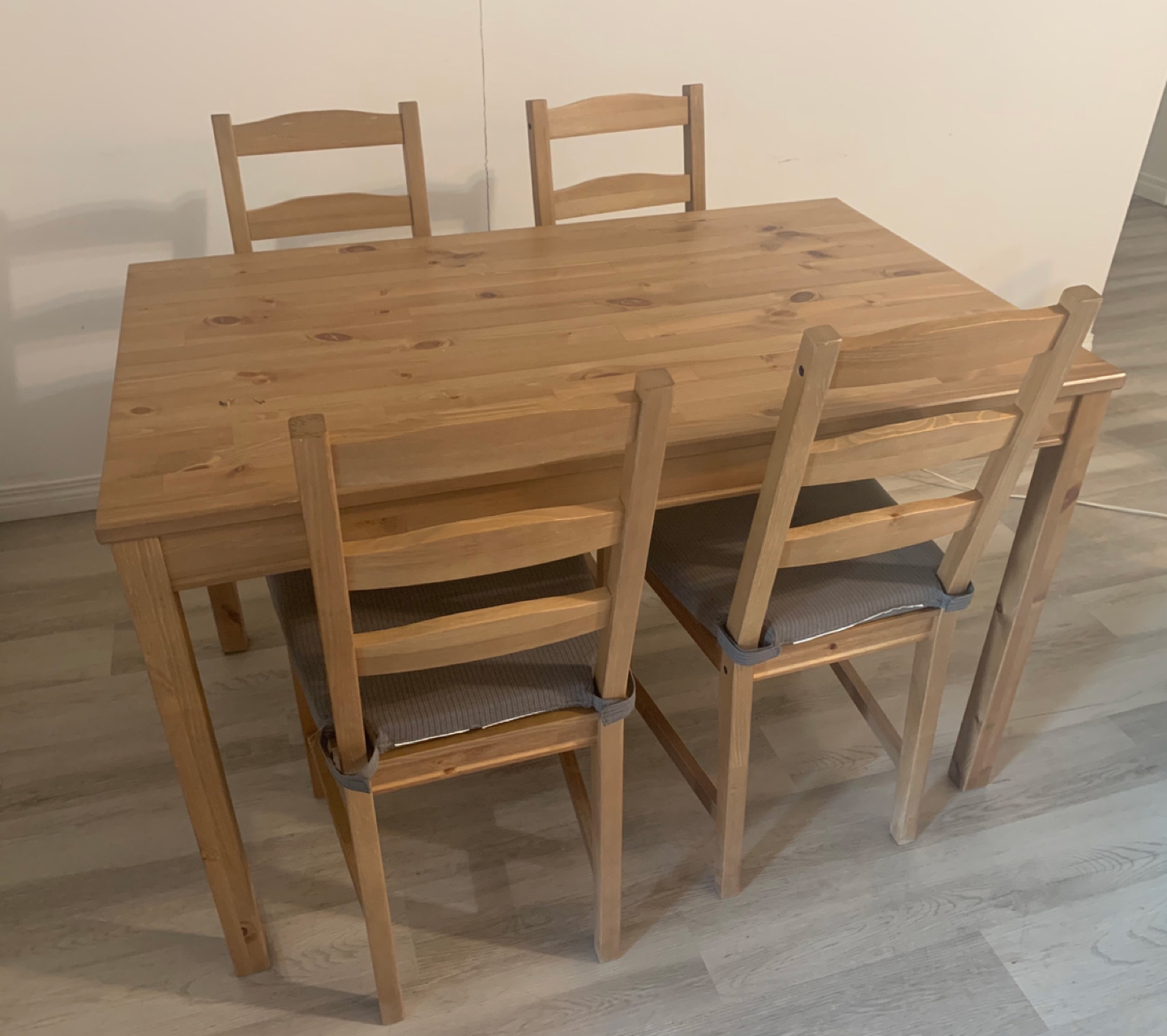 [IKEA] Dining Table Set - photo 3