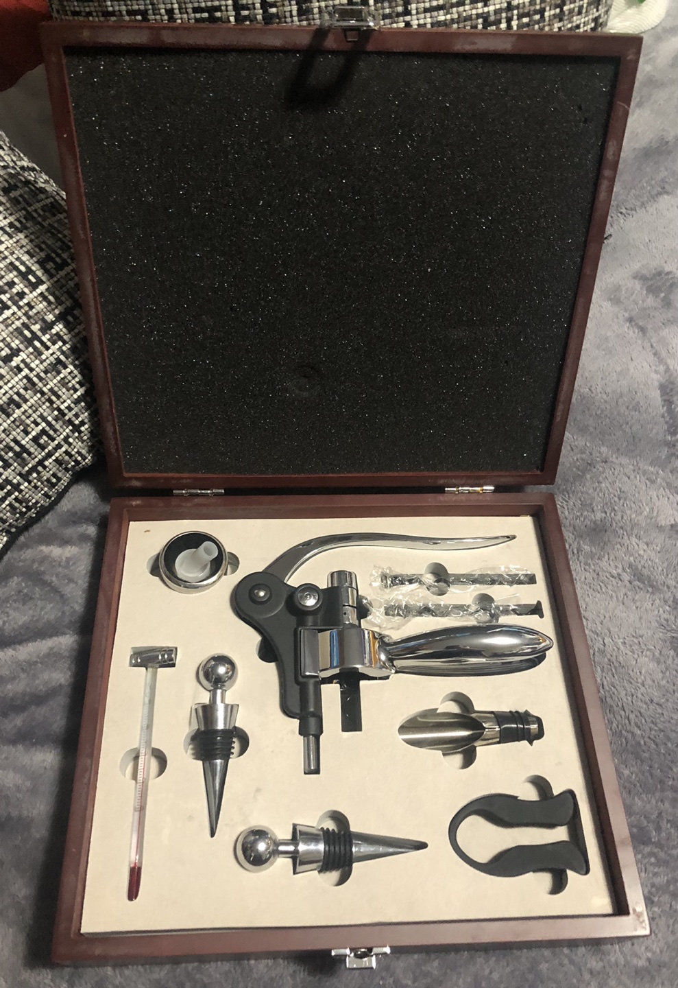 Wine Accessory Set New $15. PickUp: Eglinton-My.Pleasant  - photo 2