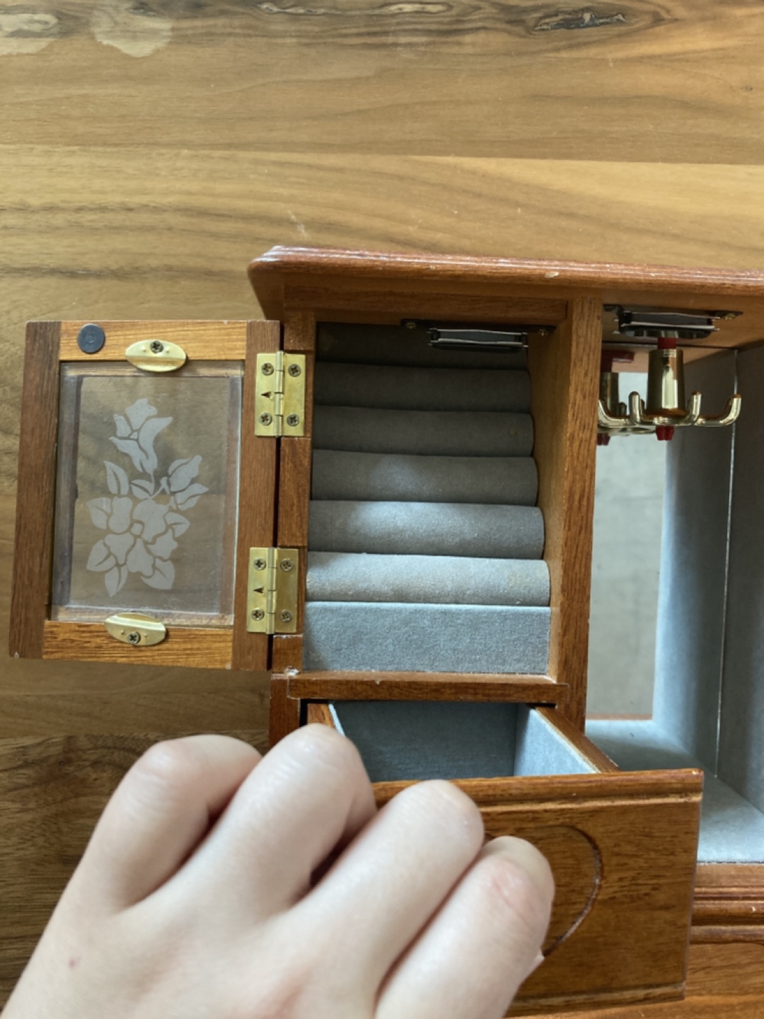 Vintage jewelry case - photo 3