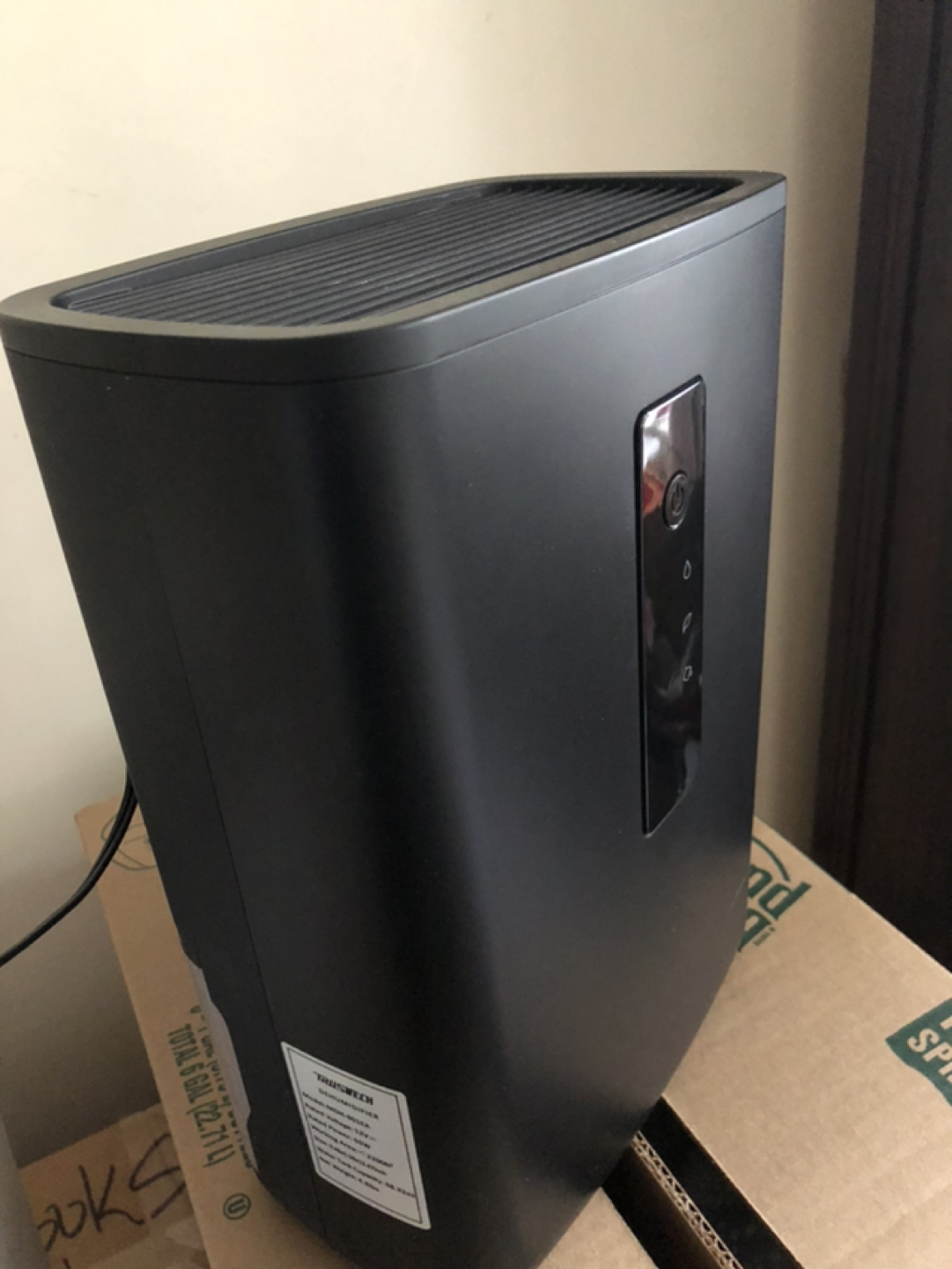 
Electric Dehumidifier - Portable 4.2 Pints Dehumidifier 
