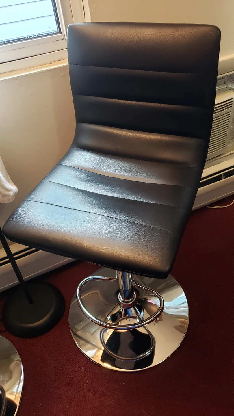 2 Bar Stools - photo 3