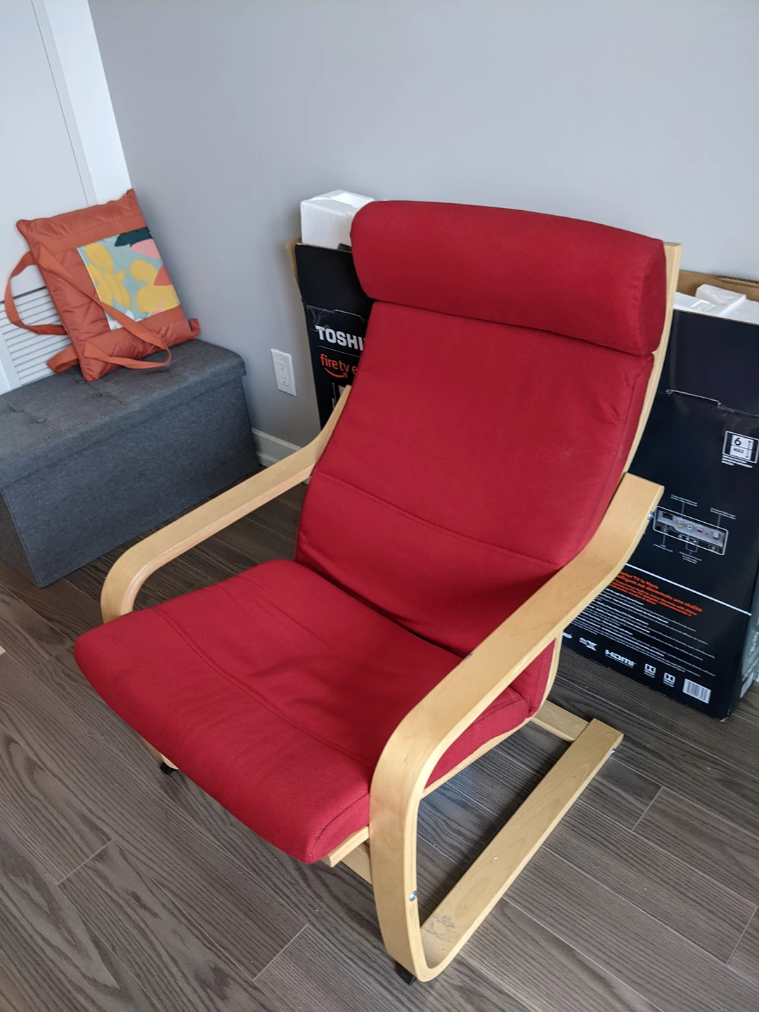 IKEA Red Poang Chair - photo 2