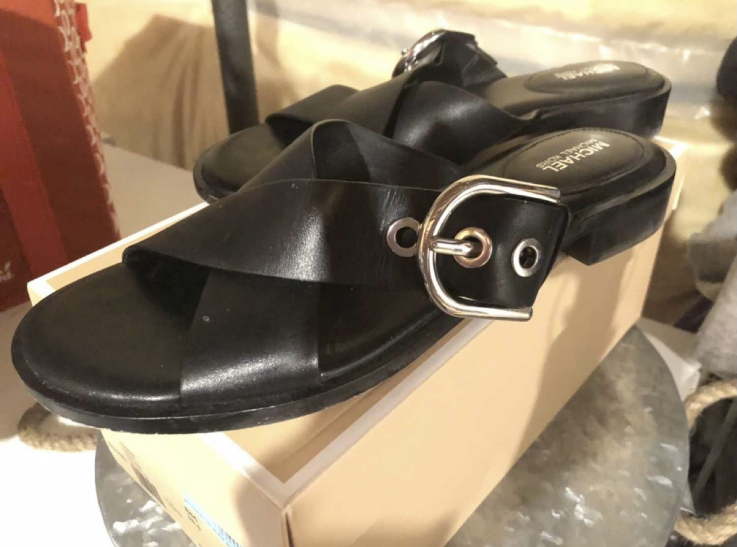 Michael Kors sandals image indicator(2)