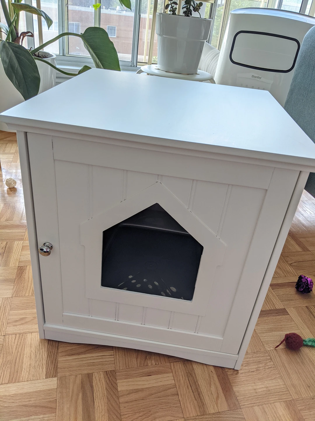 Litter Box Enclosure with Box