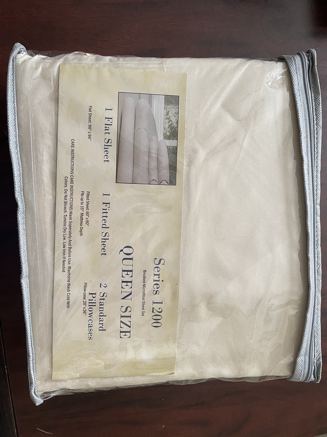 Queen size sheet set thumbnail