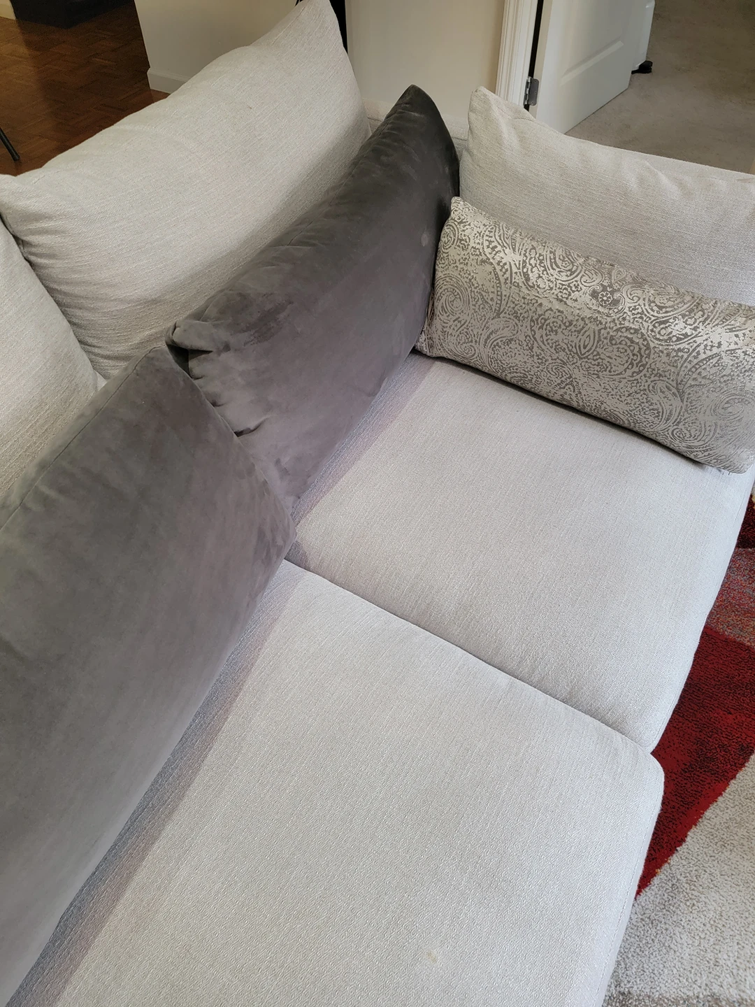 3 Seater Fabric Sofa with 5 pillows - photo 4
