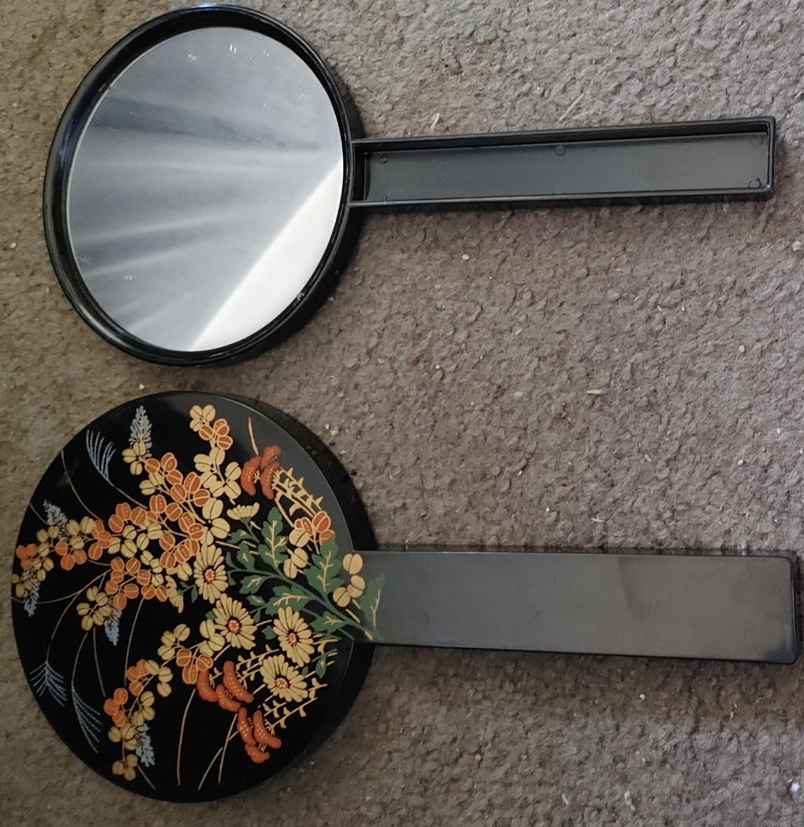 Vintage Mirror set & Closet savers set - photo 2