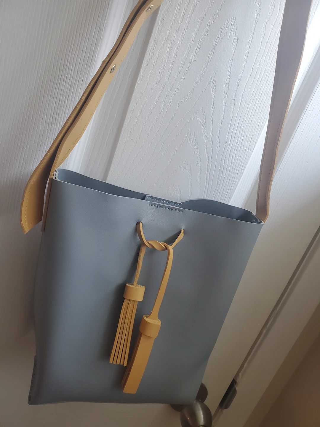 Yellow/Blue Leather Shoulder Bag thumbnail