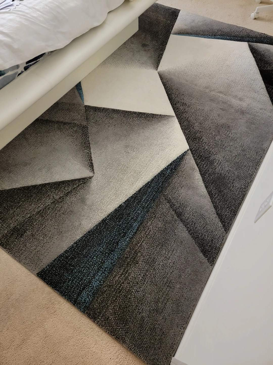Safavieh 5.7 x 7.3 Area rug