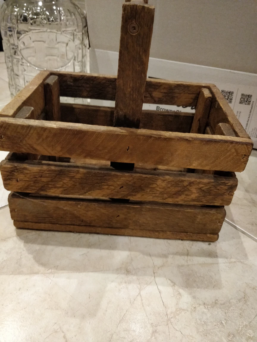 wood caddy with wood handle
