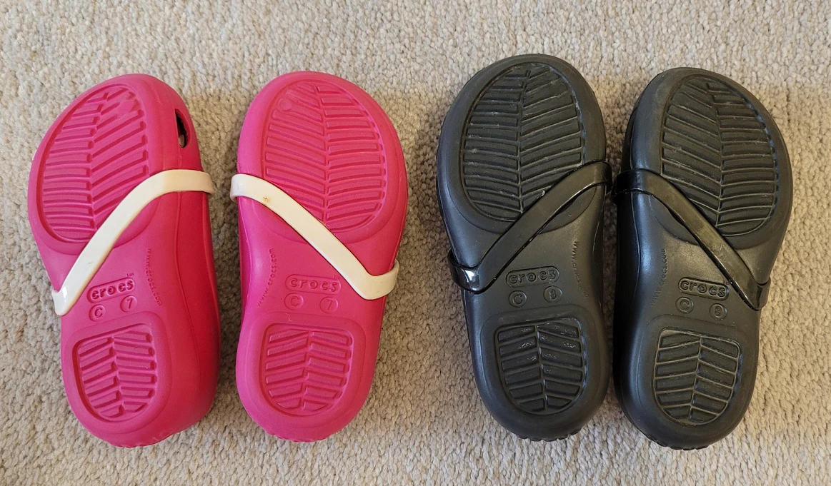 Crocs flats for toddler girls - photo 2