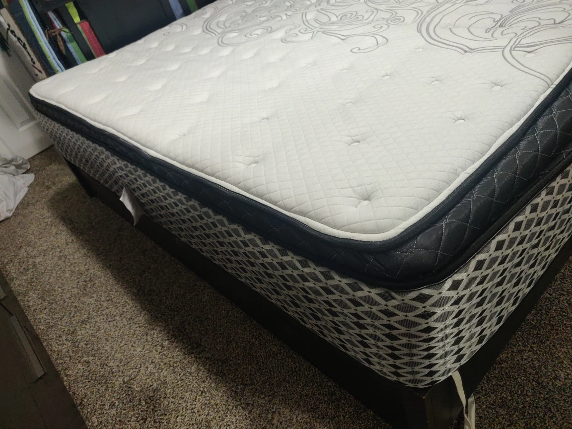 King size Primrose Pillow Top Mattress - photo 3