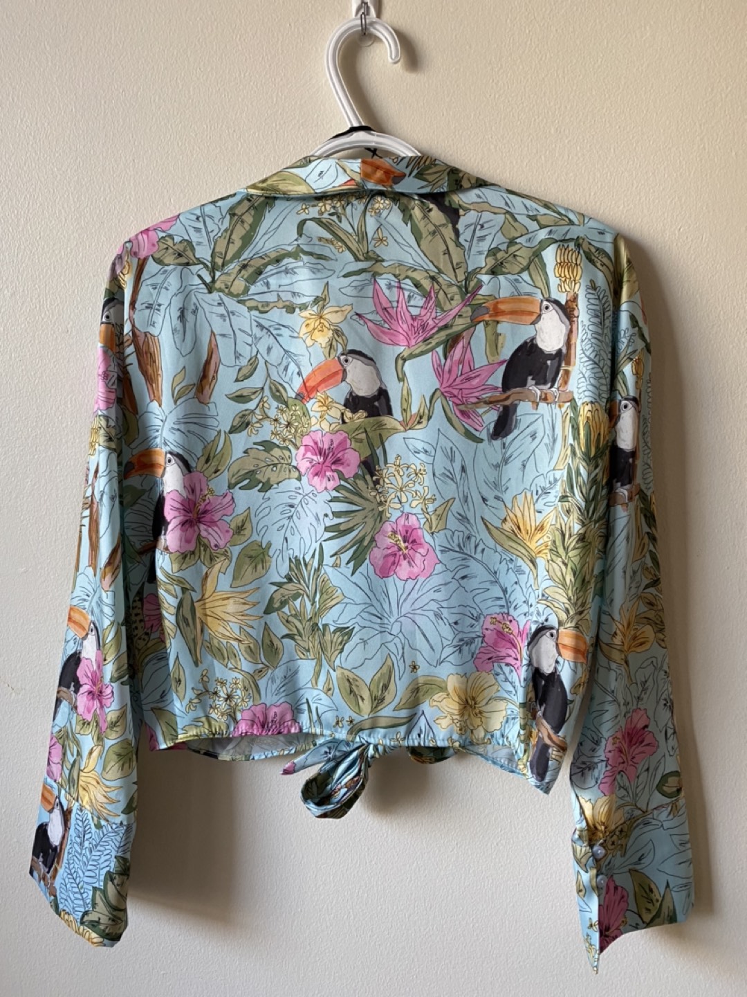 Zara tropical Long sleeves satin blouse image indicator(2)