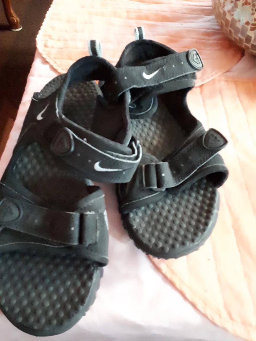 sandal