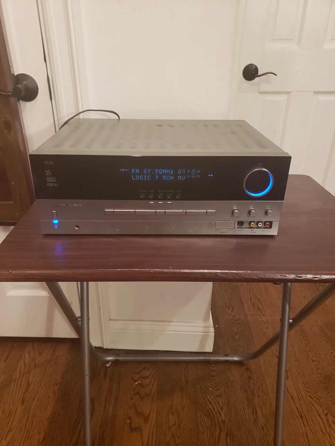 Harmon Kardon Stereo Amplifier AVR230 300 watt FM AM Radio
