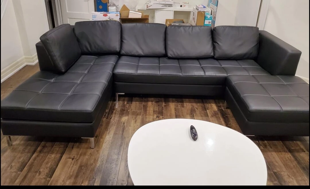 black sectional sofa - photo 2