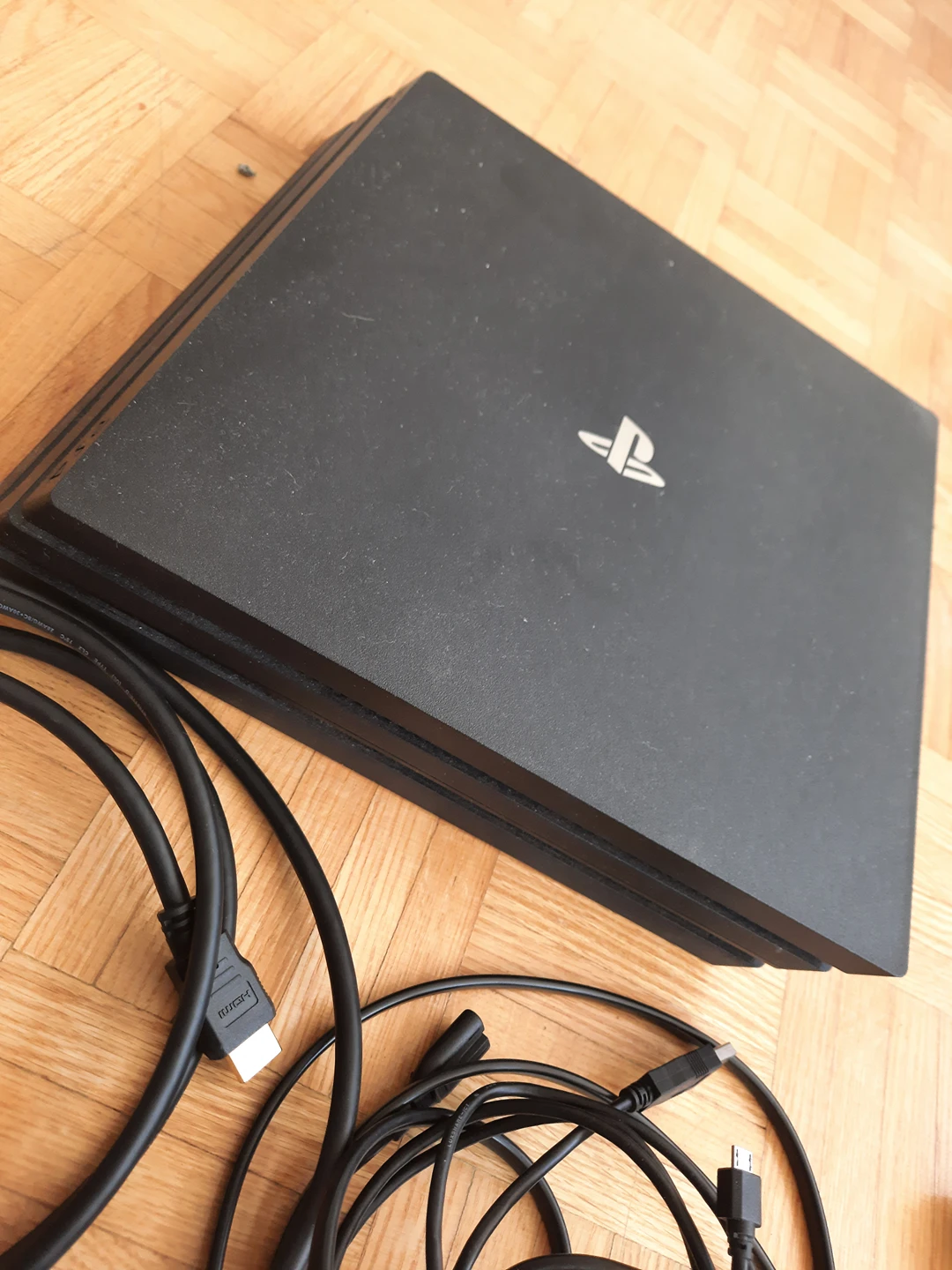 Playstation  4 Pro thumbnail