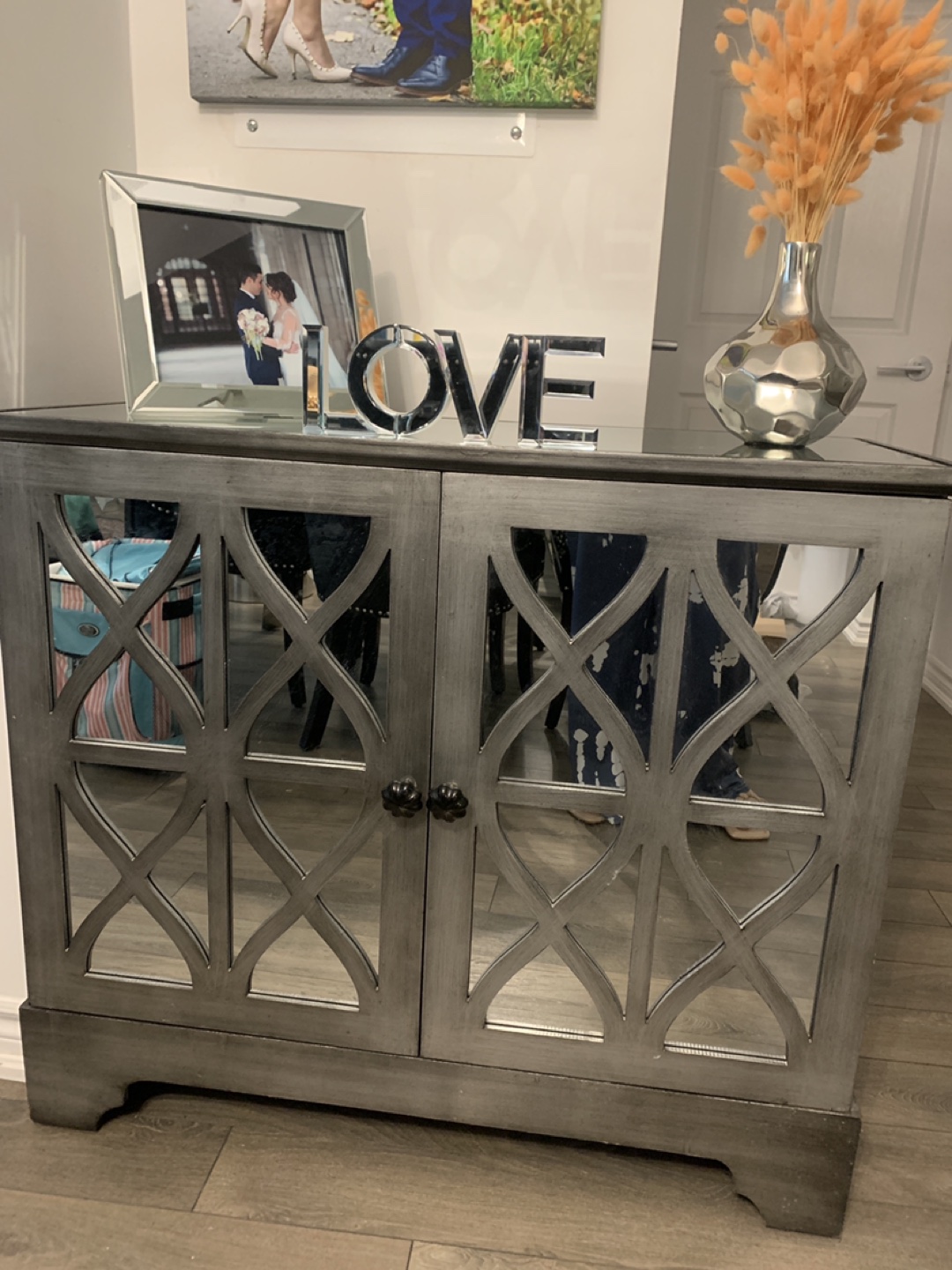 mirror console