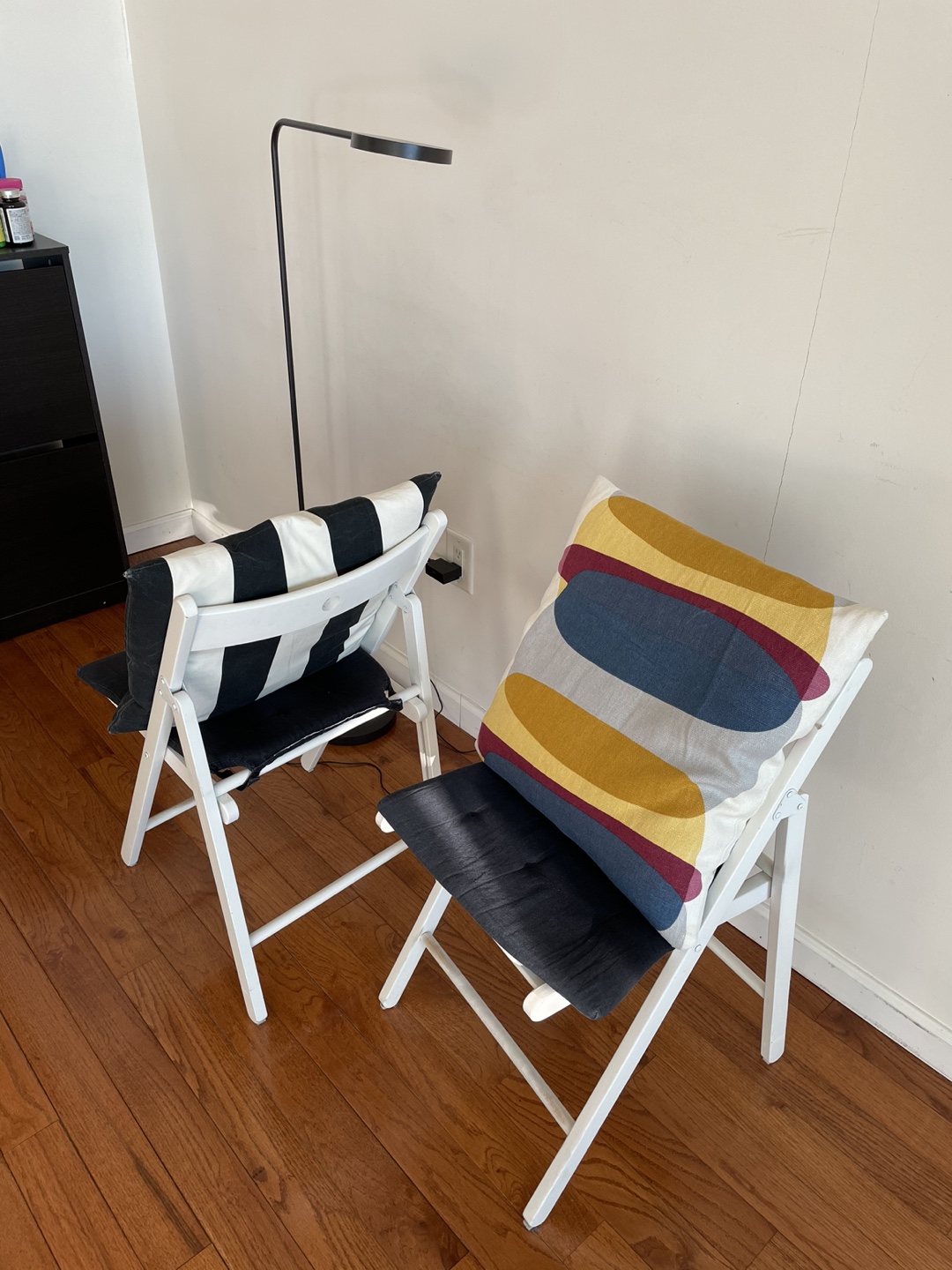 IKEA foldable chairs (free all cushions) image indicator(4)