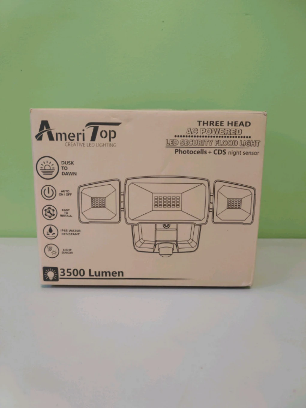 AmeriTop 3 Head AC Powered LED 3500LM Flood Light + Night Sensor thumbnail