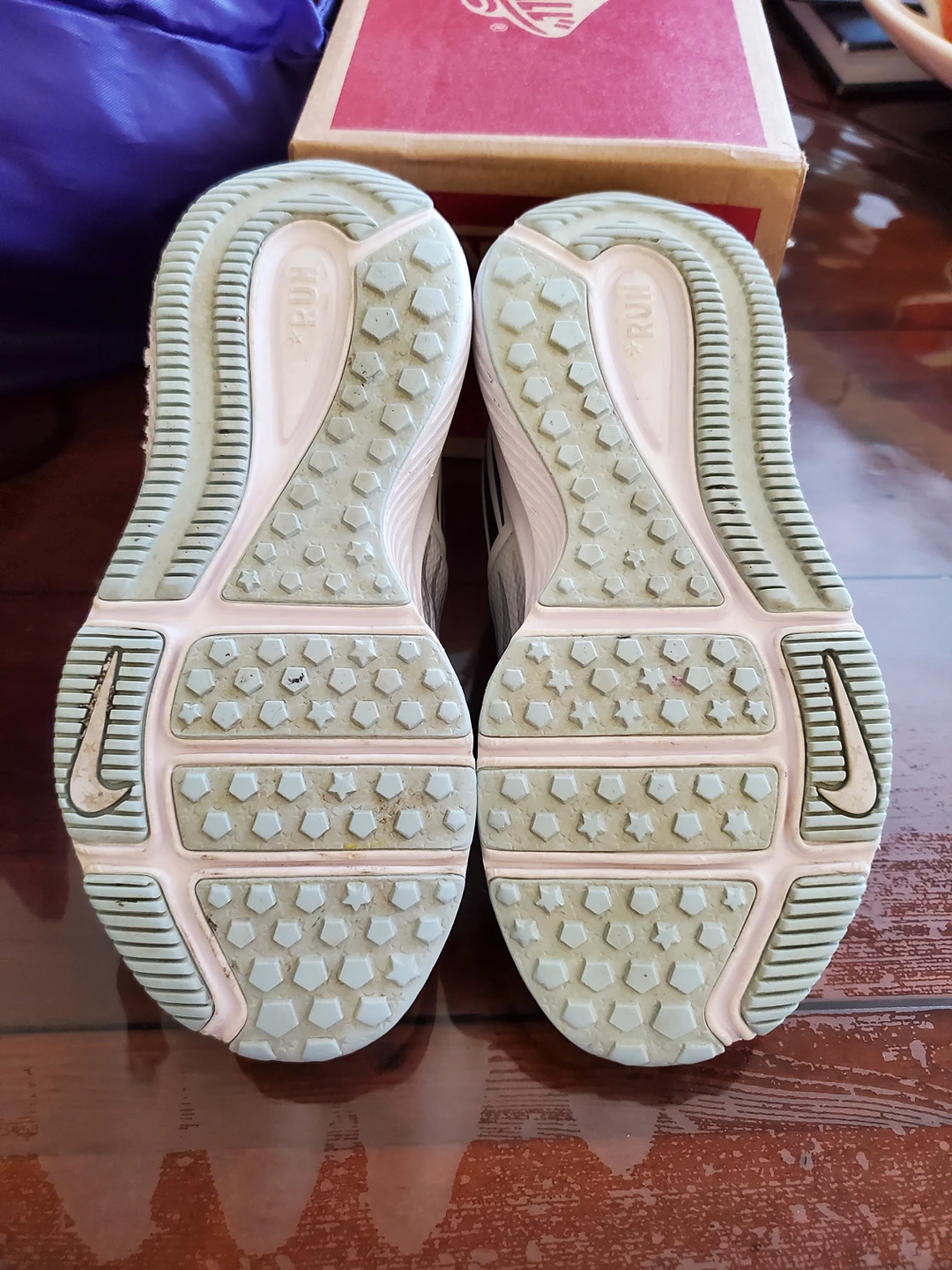 Boys Nike Shoes Us Size 11C - photo 5