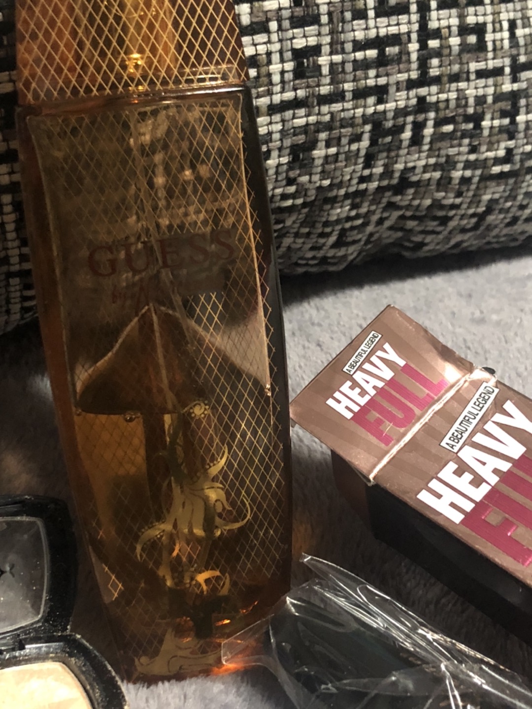 Make-Up & Guess Perfume $10. PickUp Eglinton-Mt.Pleasant  - photo 3